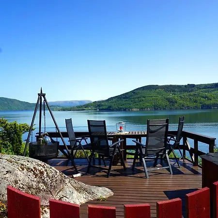 Fjordside *